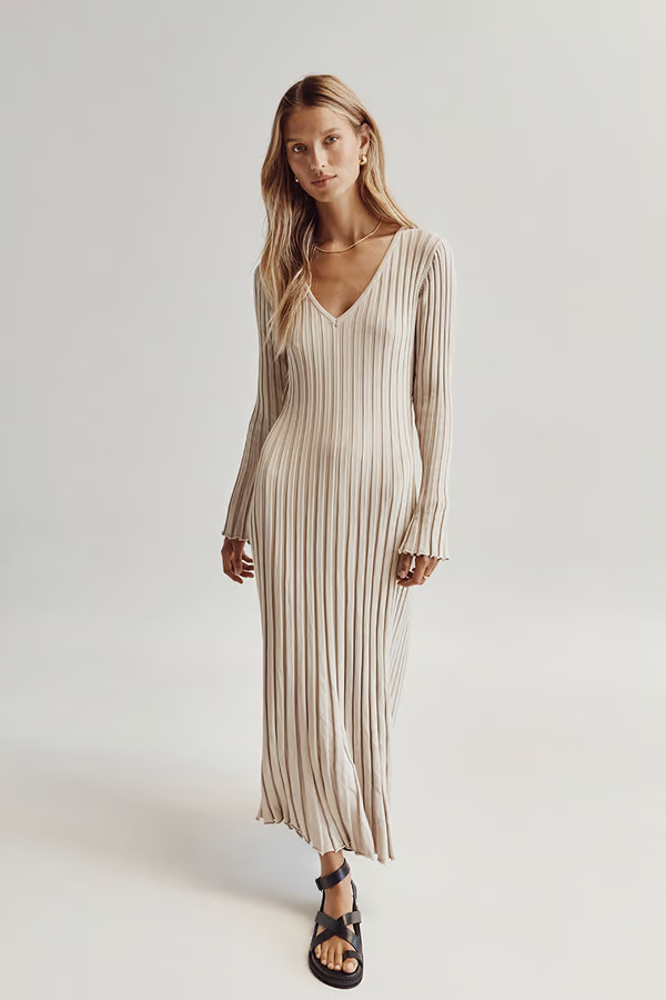 VIERA™ Dress | Long Sleeved Knit Maxi Dress