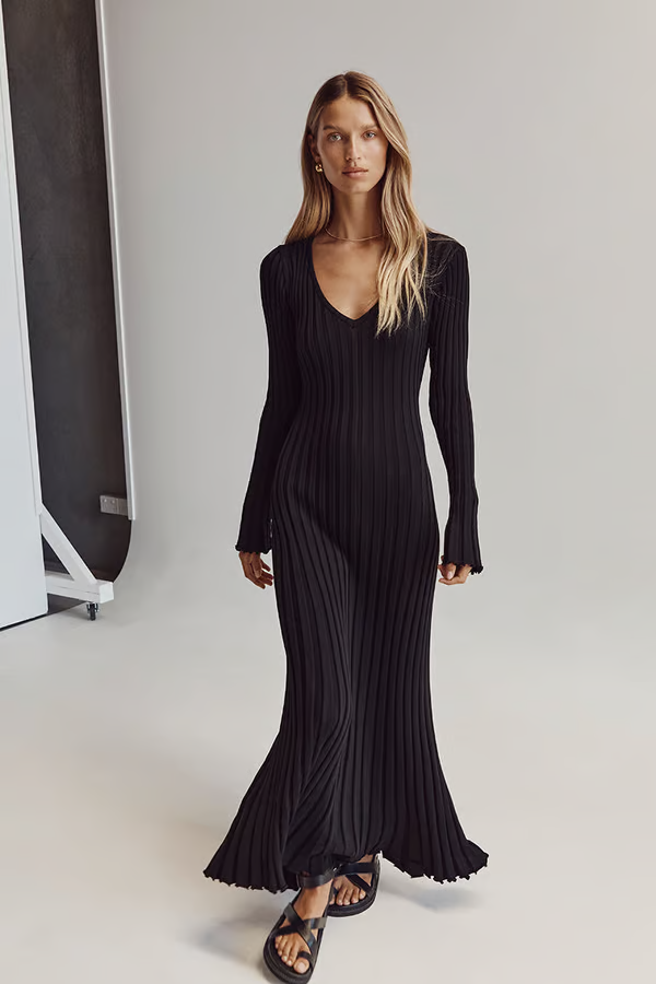 VIERA™ Dress | Long Sleeved Knit Maxi Dress